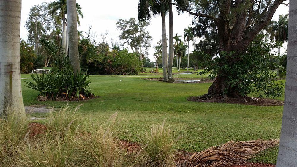 Hollywood Beach Golf Resort Exteriér fotografie